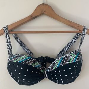 Coco Reef Bikini top 36/38 E
